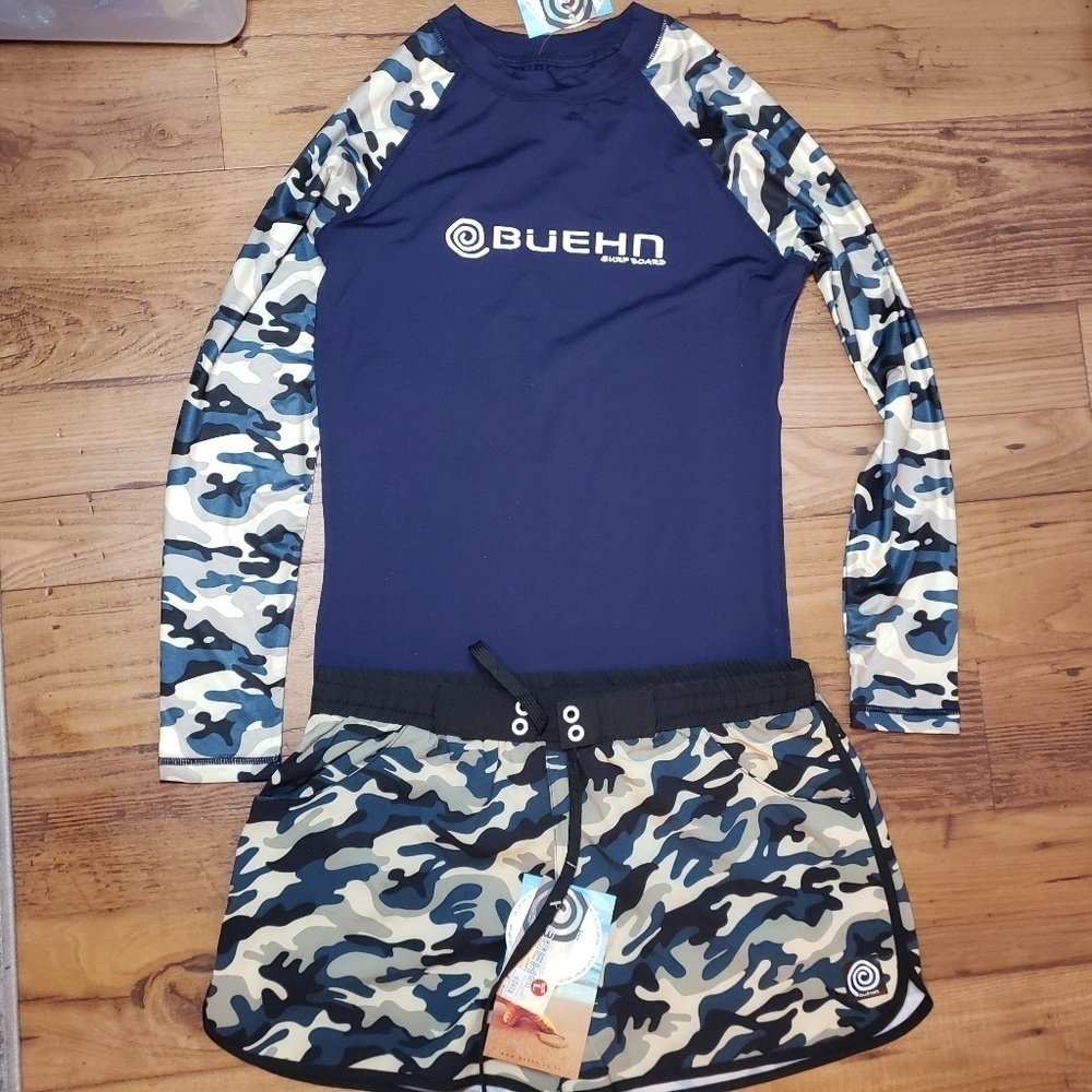 Upf 50+ swim rashguard wear/surf camo print nwt - Picture 1 of 4